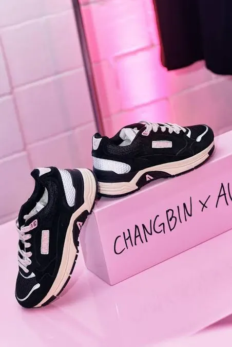 Die Zusammenarbeit von Autry mit dem K-Pop-Star Changbin ist erschienen.
