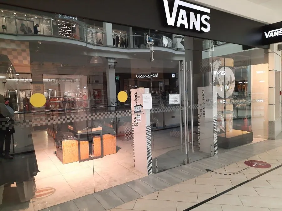 Госдума приняла закон о прекращении аренды брендов ушедших из страны