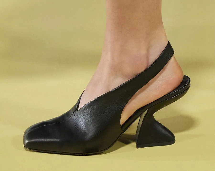 Vintage y futurismo se encuentran en la nueva colección de zapatos de Salvatore Ferragamo