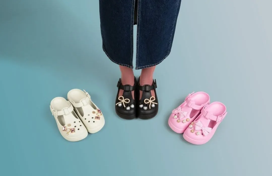 Продажи кроксов, сабо и мюлей выросли на 36% в 2025 г. 