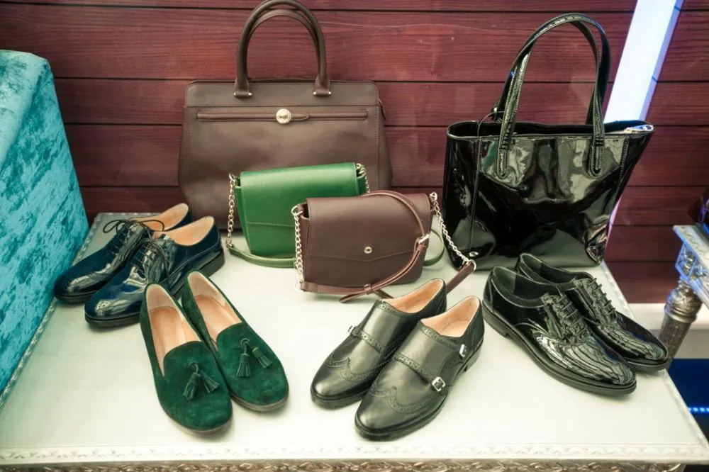 Alba presents a new collection of shoes and accessories for the fall-winter season 2015 / 16