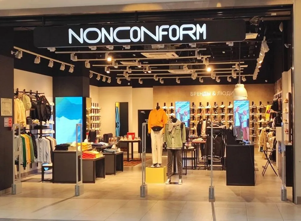 Nonconform opened a store in the metropolitan "Metropolis"