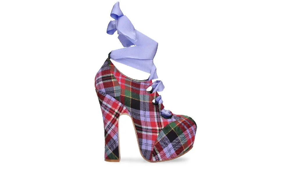 Вышла капсульная коллекция Vivienne Westwood и LuisaViaRoma