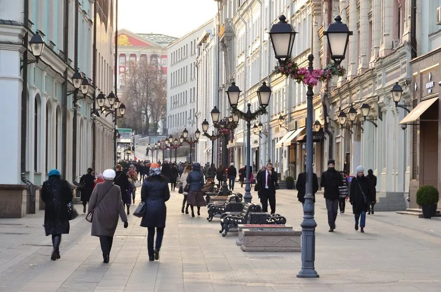 The share of clothing, footwear and accessories stores in Moscow street retail decreased to 10,5%