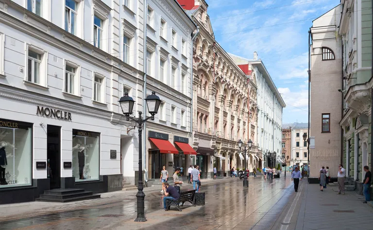 In Moscow, they note a decrease in vacancy in street retail