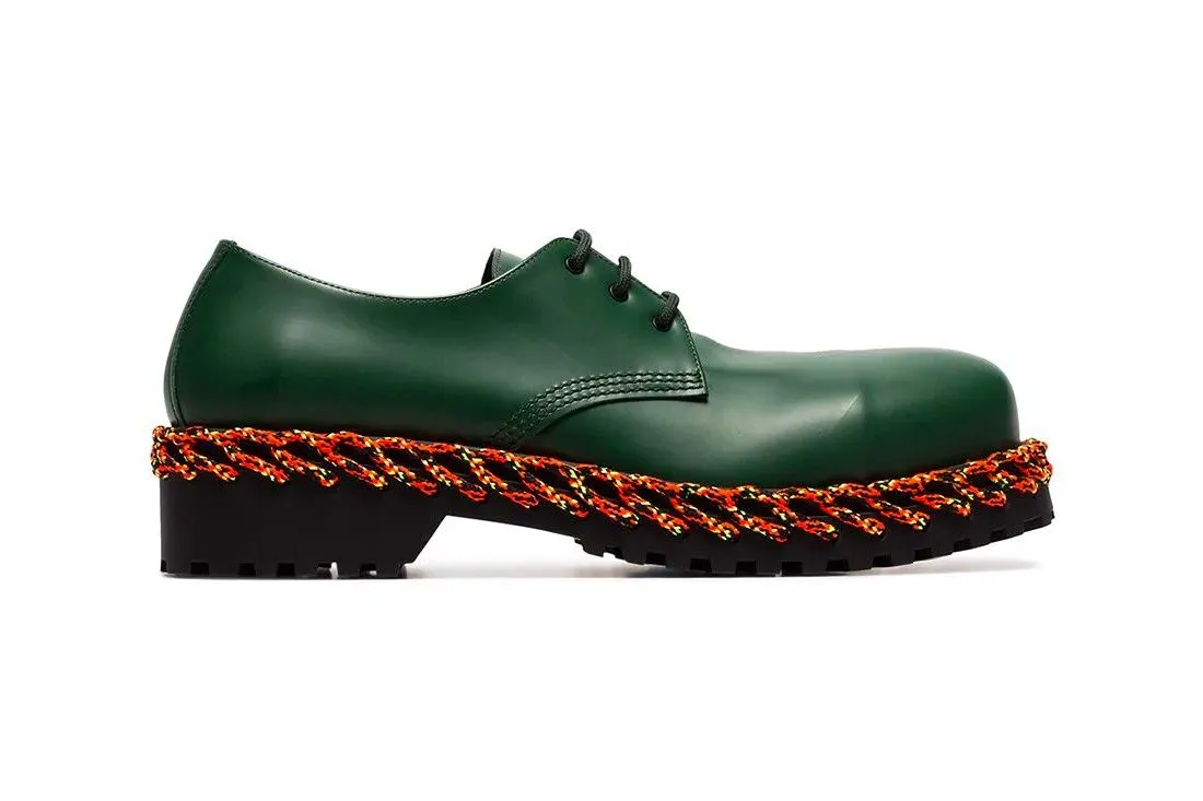 Balenciaga выпустил новую модель дерби со шнурованной подошвой