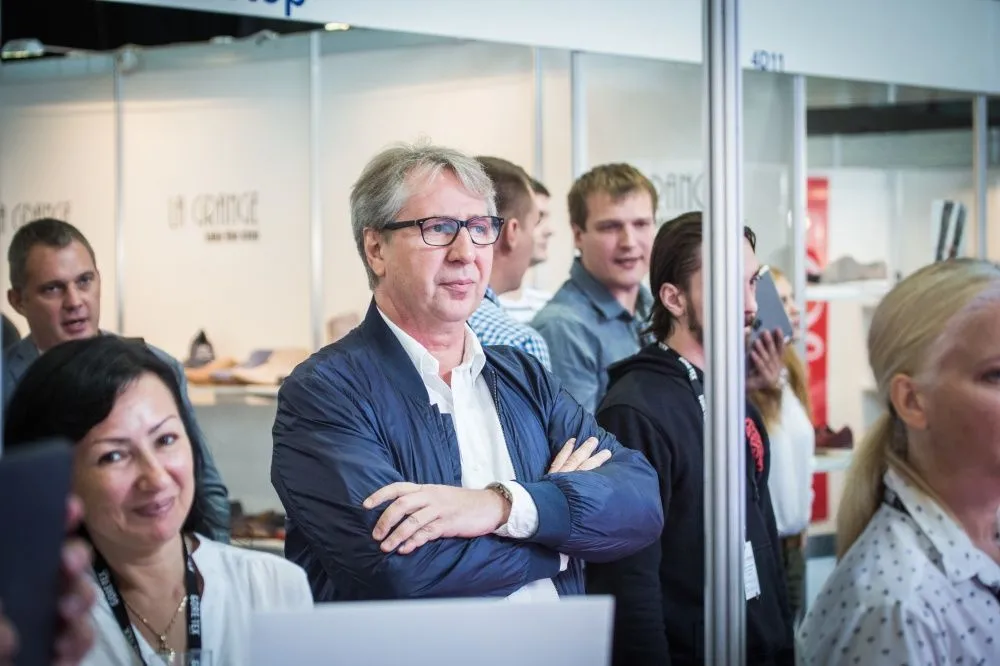 «Мы верны своей философии: наша компания производит только кожаную обувь». Виктор Кунц.