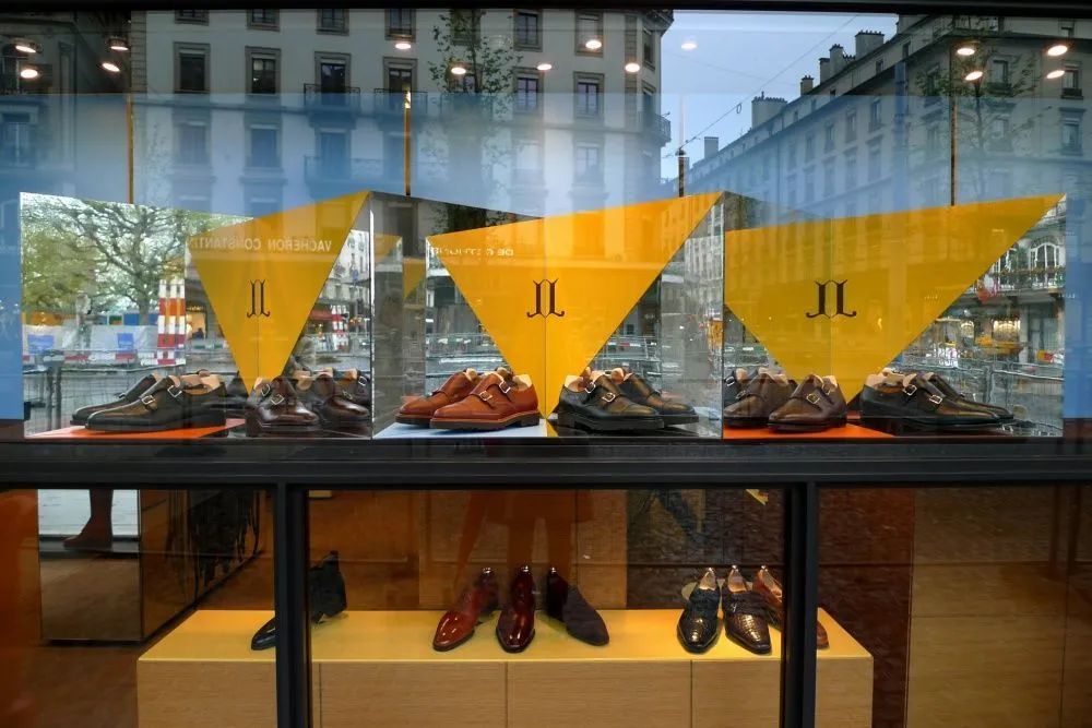 Бюджетный вариант: оформление витрины без лишних затрат Бюджетный вариант: оформление витрины без лишних затрат