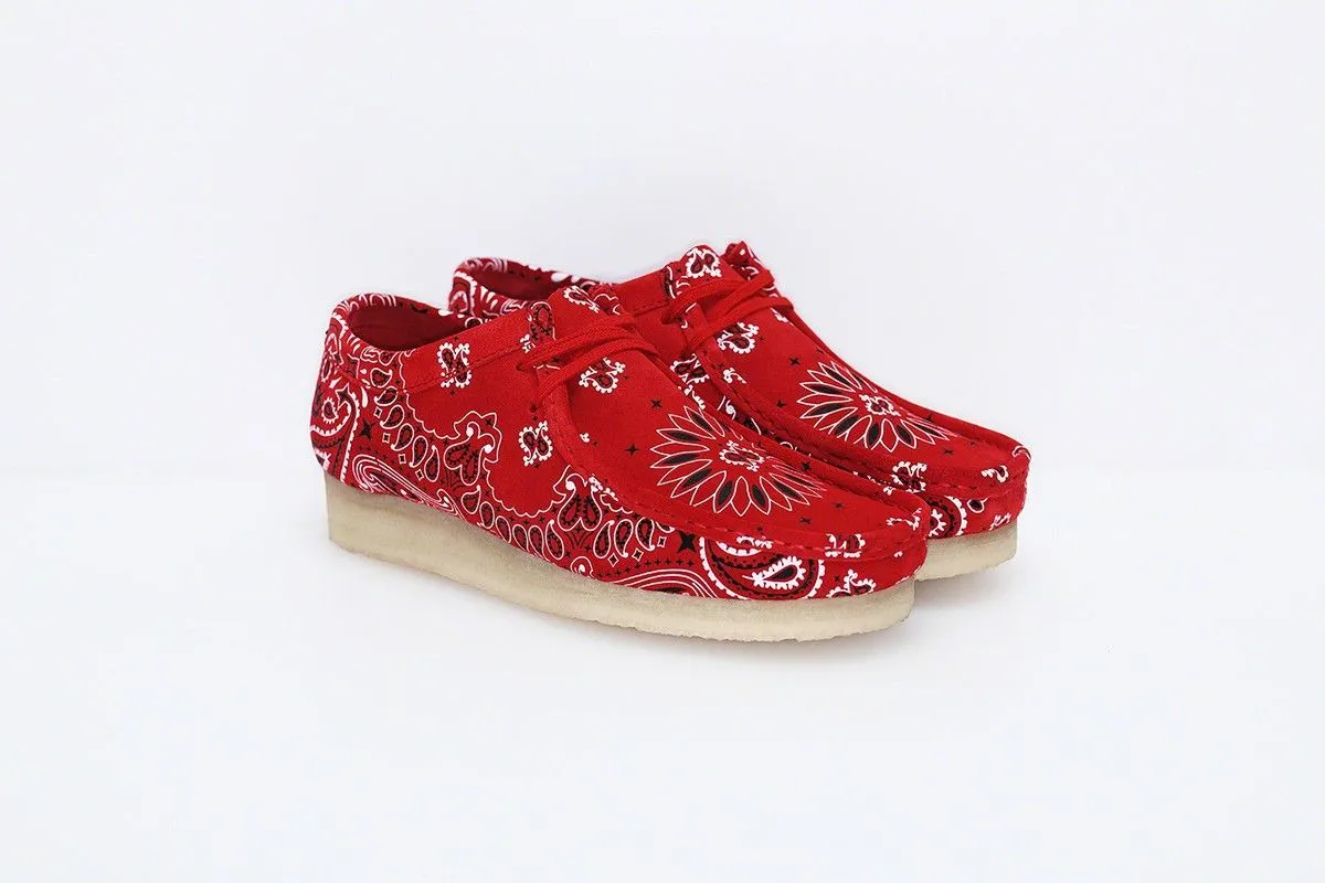 Supreme x deals clarks originals wallabee
