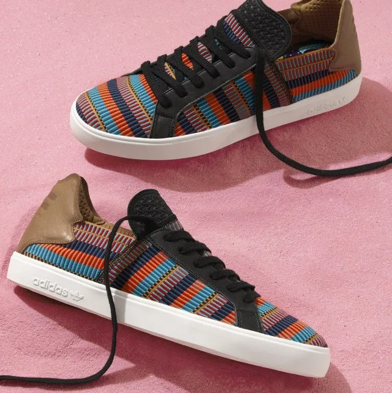 Zapatillas de deporte de Adidas Original y Farrell Williams