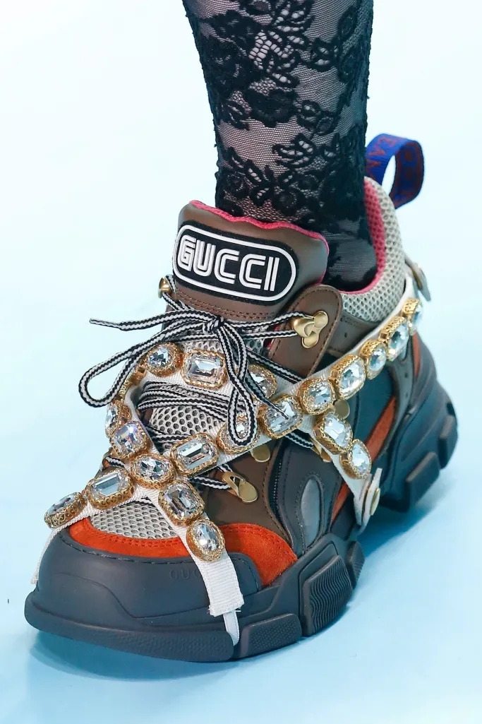 Gucci 1600