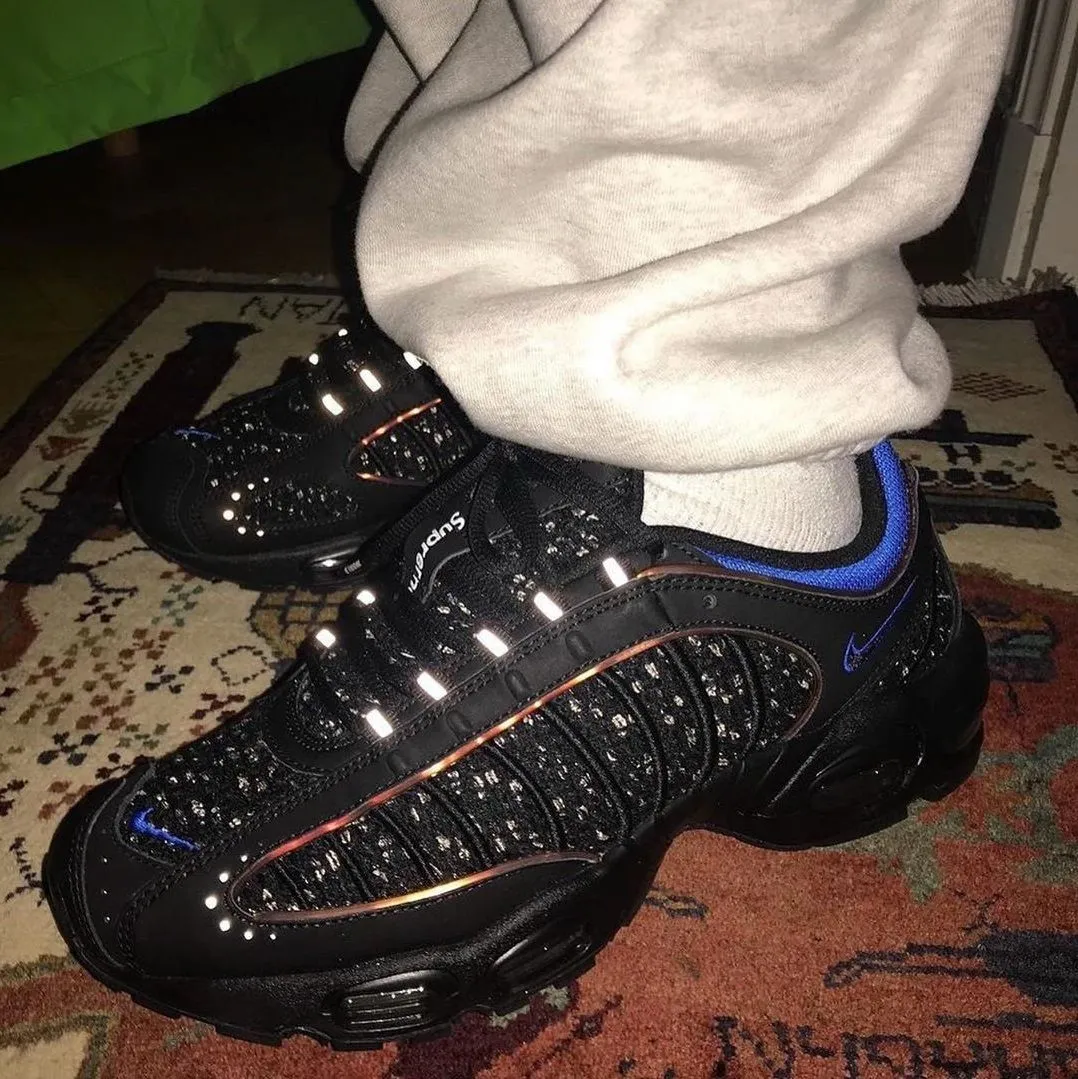 Air max tailwind 4 x supreme discount
