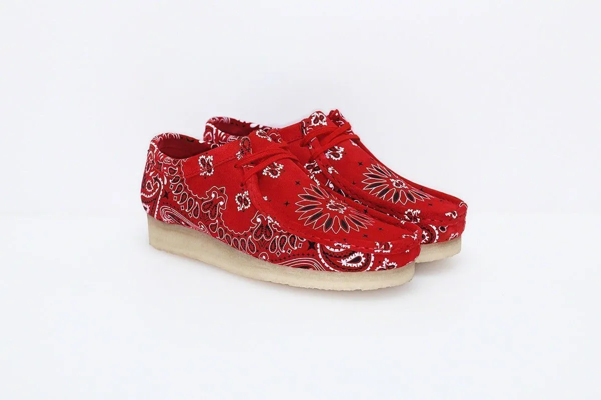 Supreme x Clarks Originals Wallabee 30