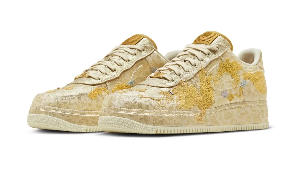 Nike air force dragon store